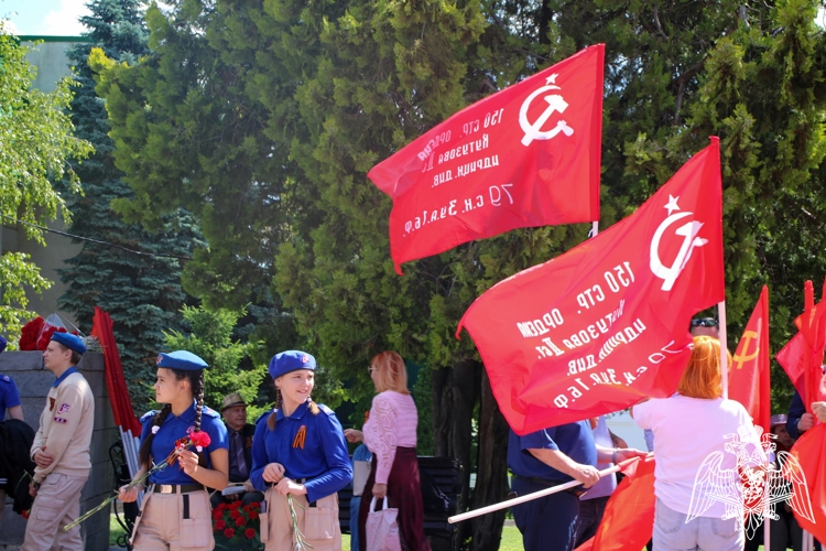 В Ставрополе росгвардейцы приняли участие в памятном митинге ко Дню памяти и скорби