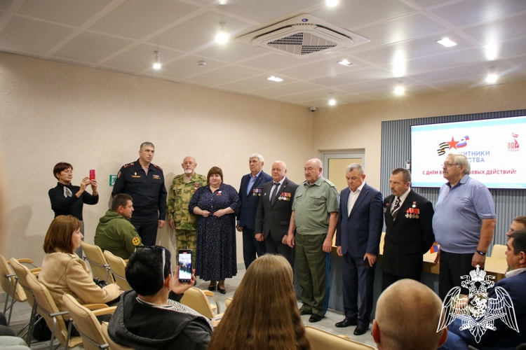 Сотрудники Росгвардии приняли участие в круглом столе, приуроченном ко Дню ветеранов боевых действий