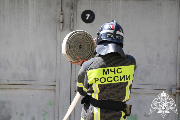 Совместное пожарно-тактическое занятие Росгвардии и МЧС прошло в Ставрополе