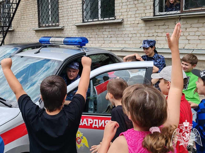 Акция «Каникулы с Росгвардией» проходит на Ставрополье