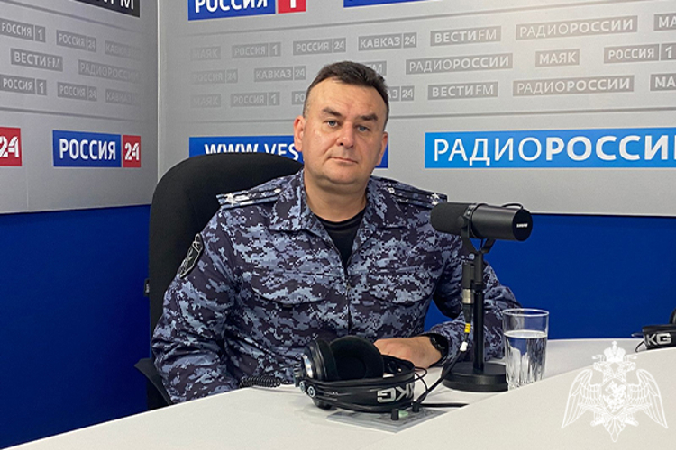 Прямая линия с Росгвардией: офицеры ответили на вопросы ставропольцев в эфире регионального радио