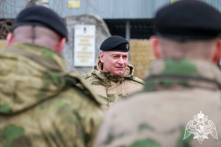На Ставрополье сотрудники Росгвардии почтили память боевого товарища