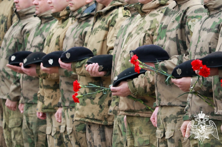 На Ставрополье сотрудники Росгвардии почтили память боевого товарища