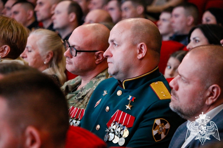 На Ставрополье торжественно отметили 215-летие войск правопорядка и 10-летие Росгвардии