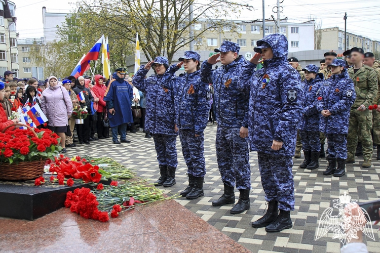 Сотрудники и военнослужащие Росгвардии почтили память жертв аварии на Чернобыльской АЭС