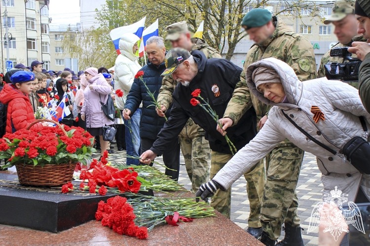 Сотрудники и военнослужащие Росгвардии почтили память жертв аварии на Чернобыльской АЭС