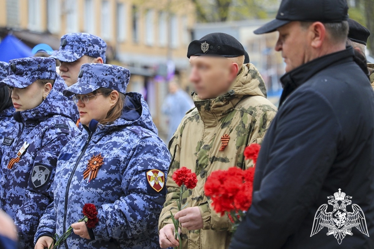 Сотрудники и военнослужащие Росгвардии почтили память жертв аварии на Чернобыльской АЭС