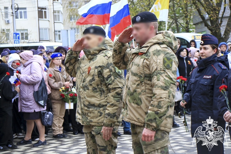 Сотрудники и военнослужащие Росгвардии почтили память жертв аварии на Чернобыльской АЭС
