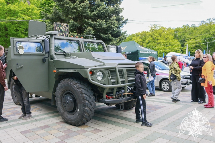 На Ставрополье росгвардейцы продолжают проводить профориентационные мероприятия для населения