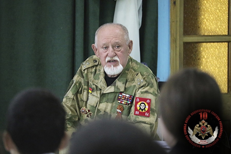 В Ставропольском крае росгвардейцы провели тематическую встречу в рамках празднования 10-летия ведомства  