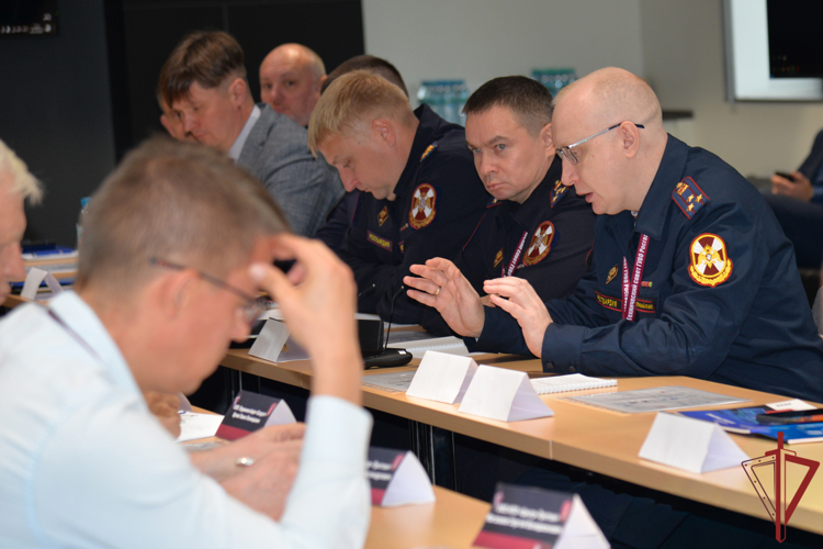 Руководитель вневедомственной охраны Ставропольского края принял участие в Техническом совете ГУВО Росгвардии в Екатеринбурге