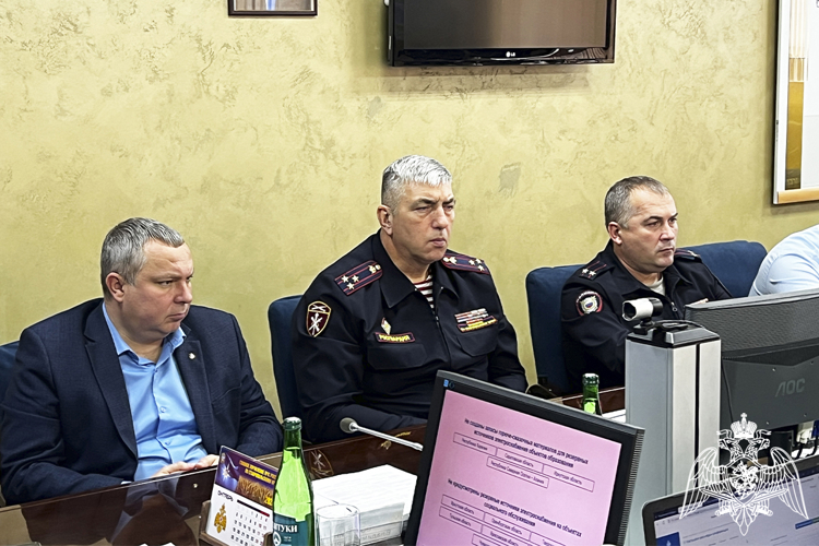 В Ставрополе сотрудники и военнослужащие Росгвардии принимают участие во Всероссийской штабной тренировке по гражданской обороне